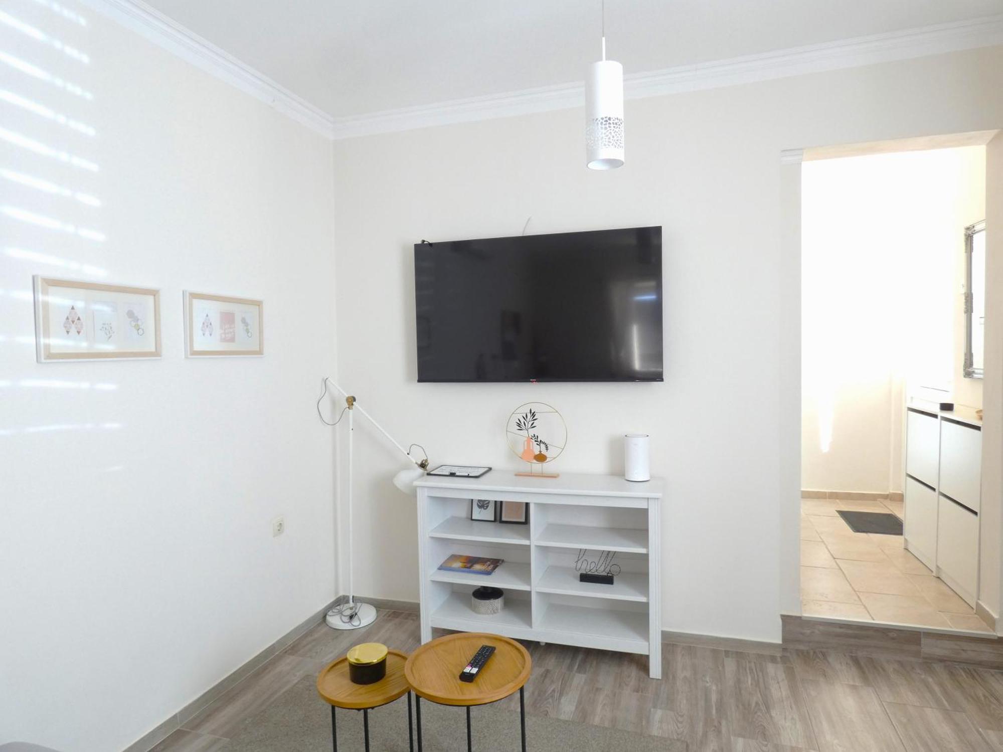 Karuzz 2 Apartment